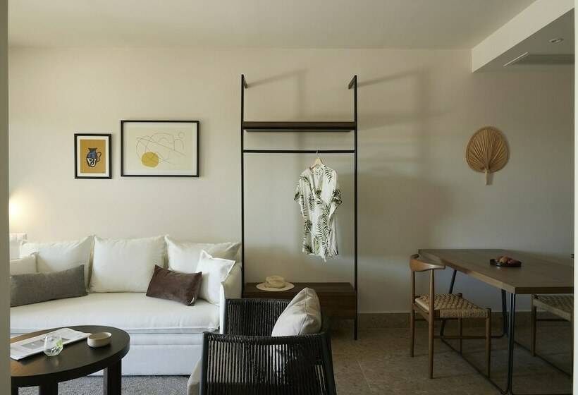 套房配有游泳池, Asterion Suites & Spa   Designed For Adults