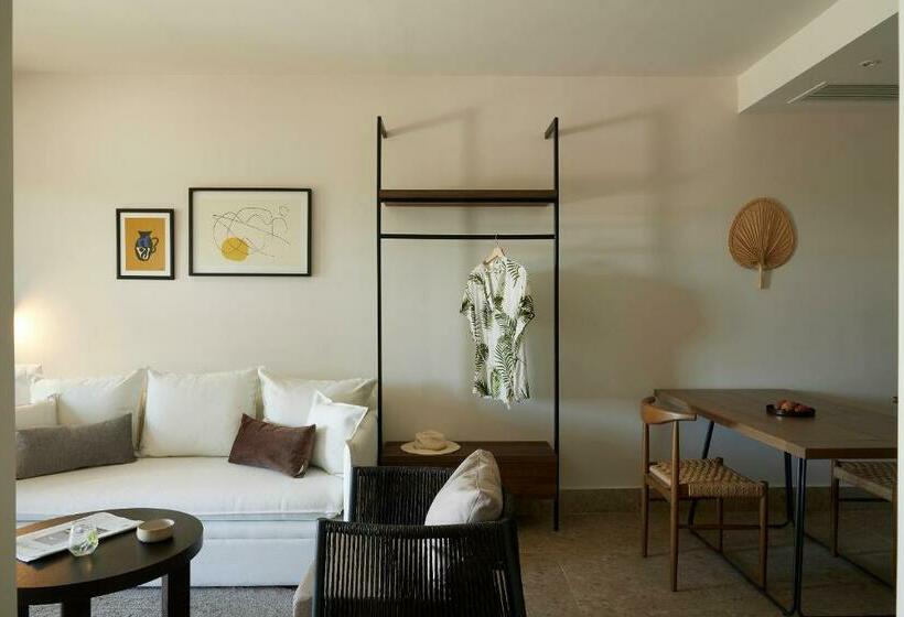 Люкс с Бассейном, Asterion Suites & Spa   Designed For Adults