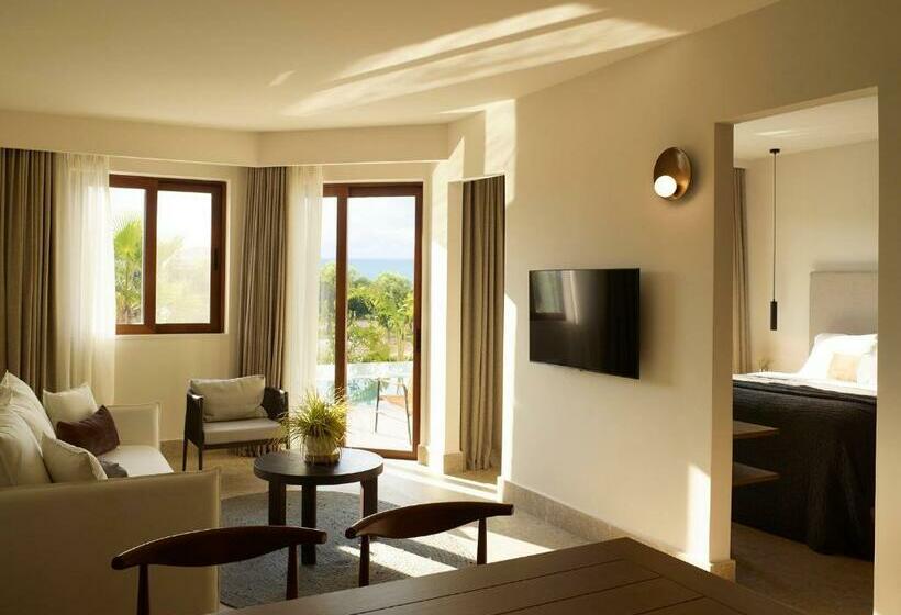 Люкс, Asterion Suites & Spa   Designed For Adults