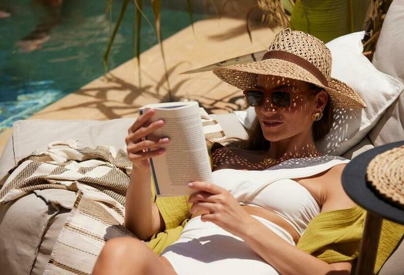 Люкс Премиум, Asterion Suites & Spa   Designed For Adults