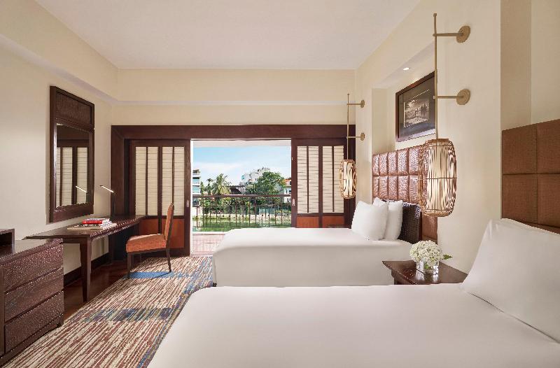 اتاق کلاب, Intercontinental Hanoi Westlake, An Ihg