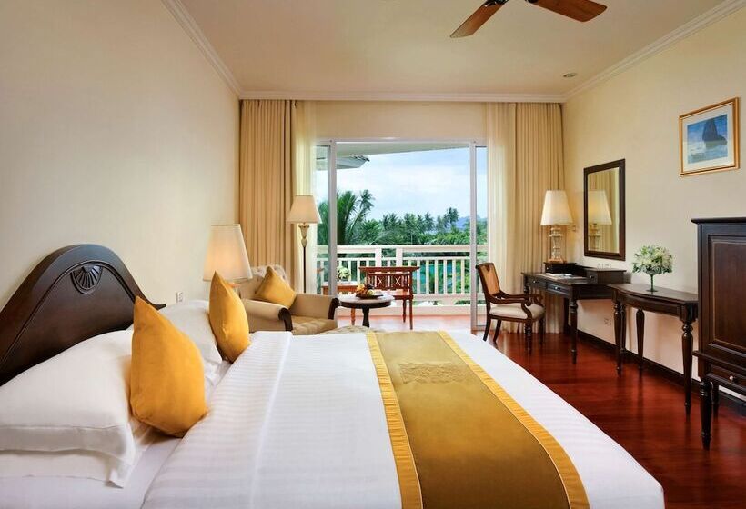 발코니 수피리어 룸, Sofitel Krabi Phokeethra Golf And Spa Resort