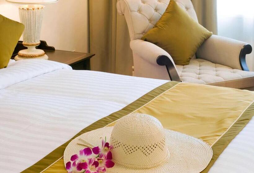 디럭스 룸 킹사이즈 침대, Sofitel Krabi Phokeethra Golf And Spa Resort