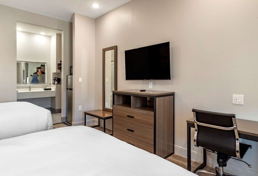 스탠다드 룸 더블 침대 2개, Clarion Pointe Port Arthur Beaumont South