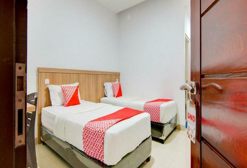 Номер Deluxe, Oyo 90233 The Shine Residence