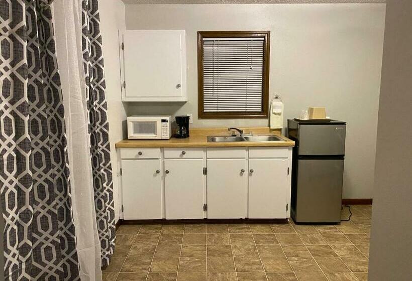 Люкс Повышенной Комфортности, Rockwood Resort Motel