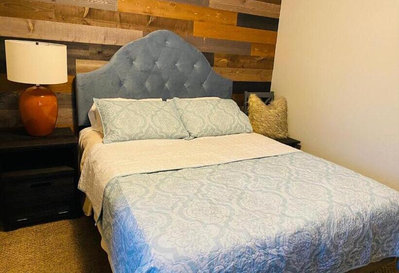 Номер Deluxe, Rockwood Resort Motel