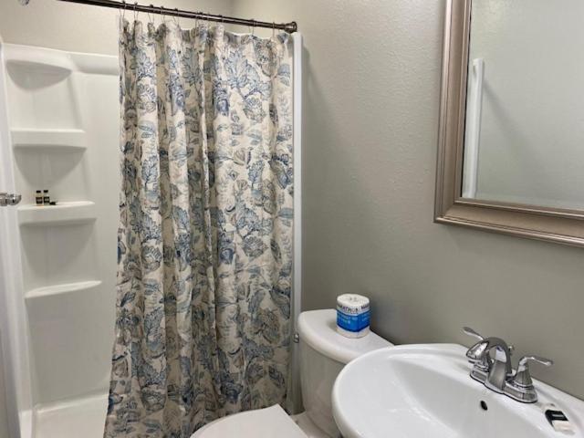 Люкс Повышенной Комфортности, Rockwood Resort Motel