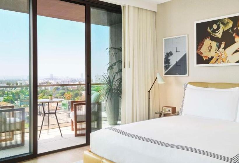 غرفة قياسية سرير كينج, Thompson Hollywood, By Hyatt