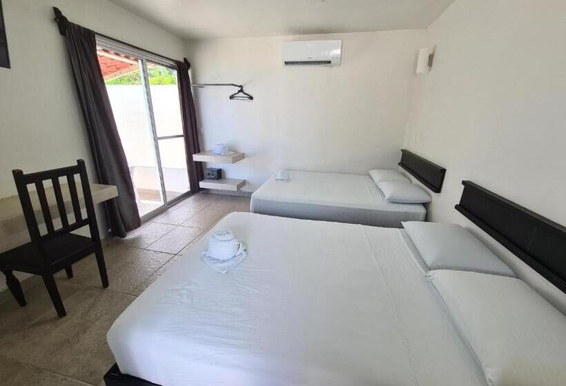 Chambre Quadruple Standard, Vista Laguna Bacalar