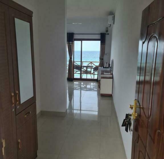 Люкс Вид на Море, Zenobia Beach Resort