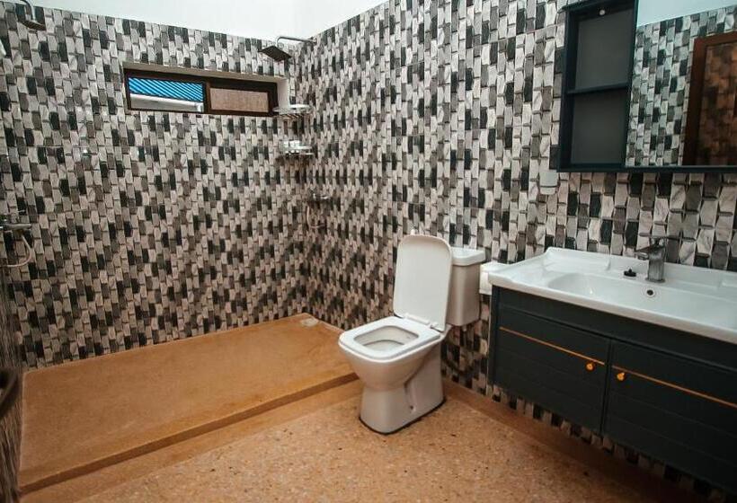 Полулюкс с Балконом, Zenobia Beach Resort