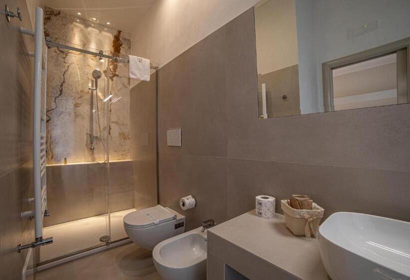 اتاق استاندارد با بالکن, Bebio Rooms