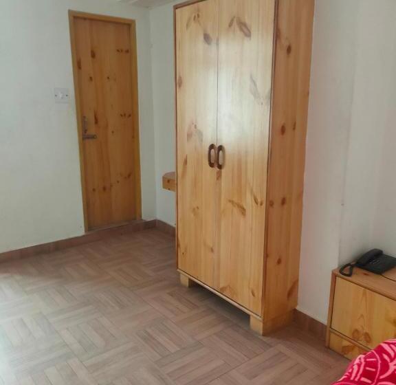 سوییت خانوادگی, Bhrigu