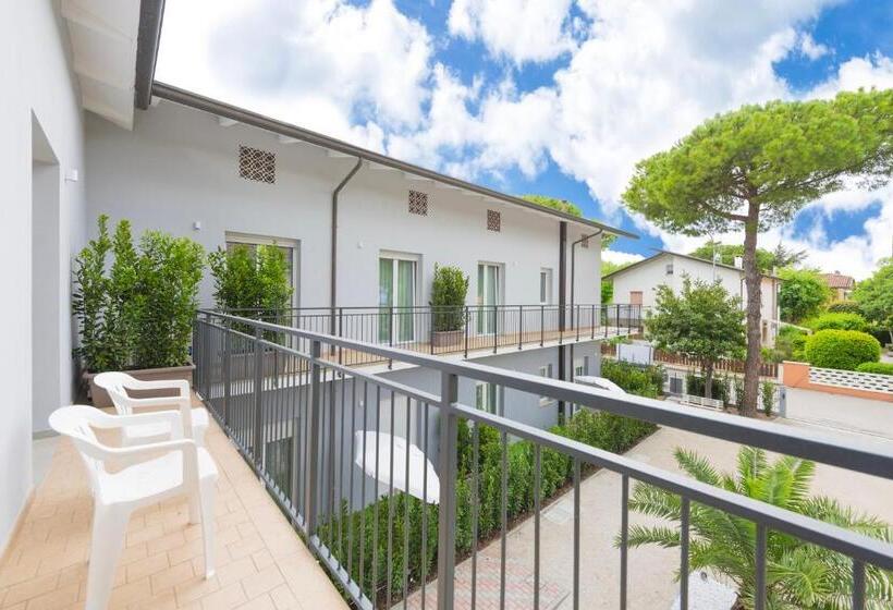 Apartamento 2 Dormitórios, Residence Ondamare