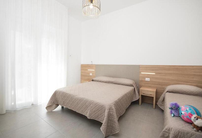 Apartamento 2 Dormitórios, Residence Ondamare
