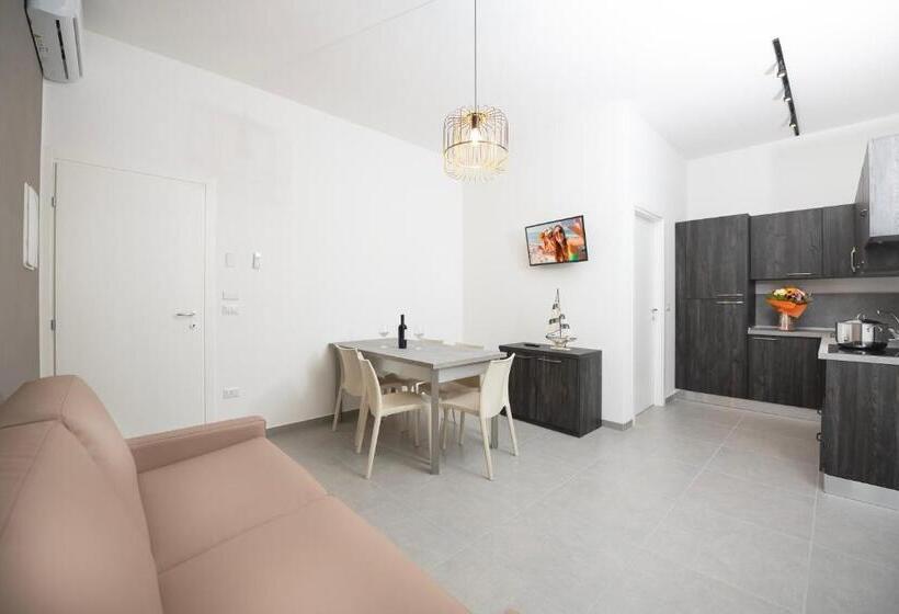 Apartamento 2 Dormitórios, Residence Ondamare