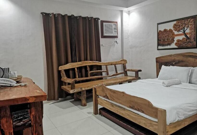 Люкс, Reddoorz Plus @ Jollydays Hotel Nueva Ecija