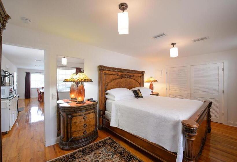 스위트 킹사이즈 침대, Old Colorado Inn
