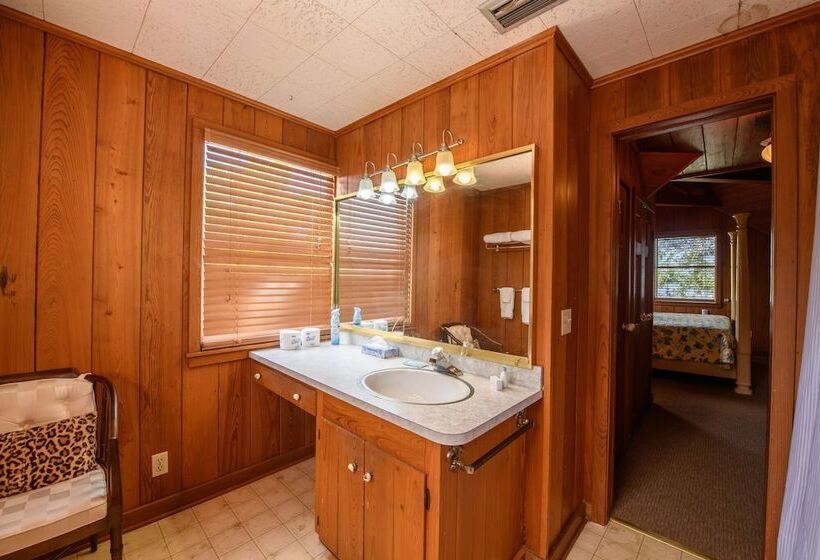 침실 3개 주택, Old Colorado Inn
