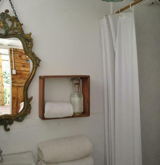 Номер Стандарт, Pacheco Farmhouse   Intag Valley