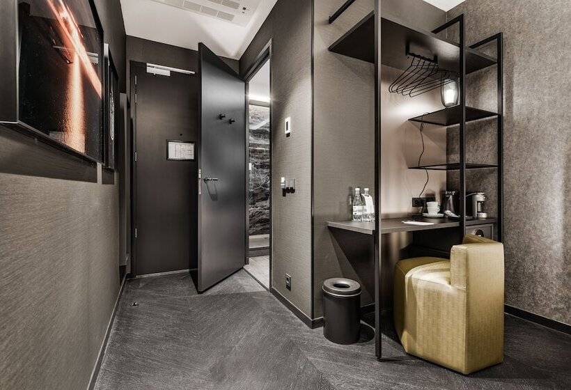 اتاق راحتی, Le Petit Marin Boutique