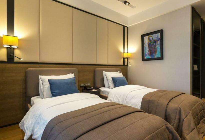 豪华房间, The Fortyfive Business Hotel & Spa
