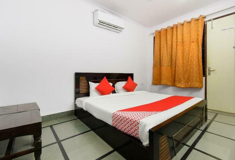 三人经典房间, Flagship Sitar Guest House
