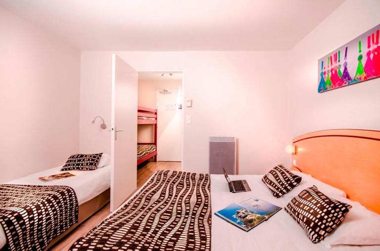 اتاق خانوادگی, Brit Hotel Quimper Nord
