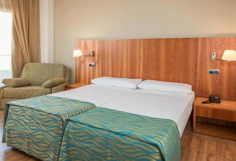 חדר סטנדרט לשלושה, Rvhotels Nautic Park