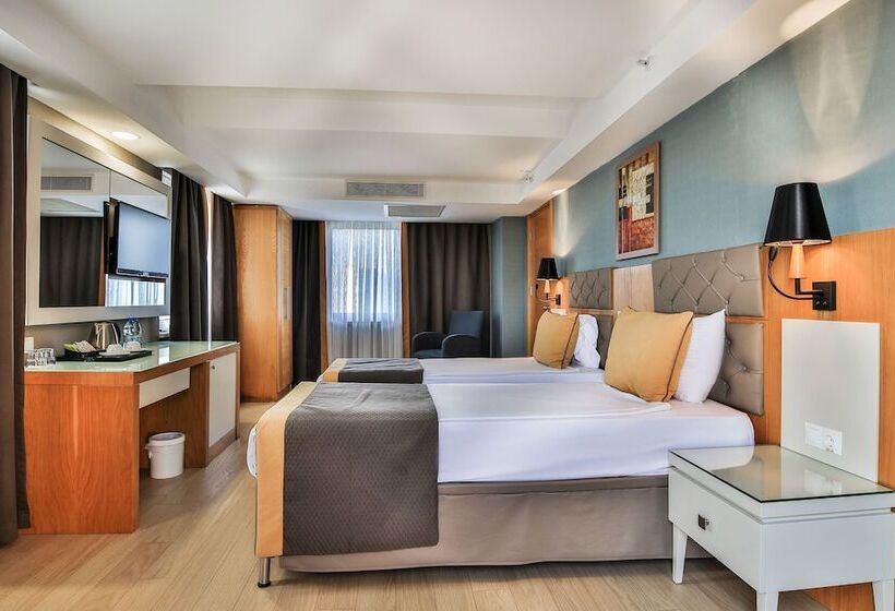 Habitación Estándar Vista Mar, Saturn Palace Resort   All Inclusive
