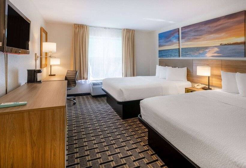 Quarto Standard 2 Camas Casal, Carolina A Days Inn By Wyndham