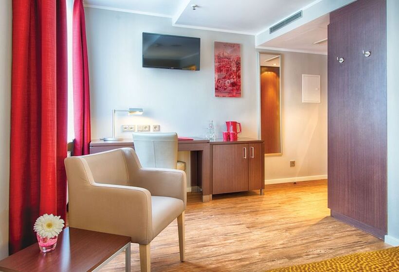 Номер Комфорт, Leonardo Hotel München City Center