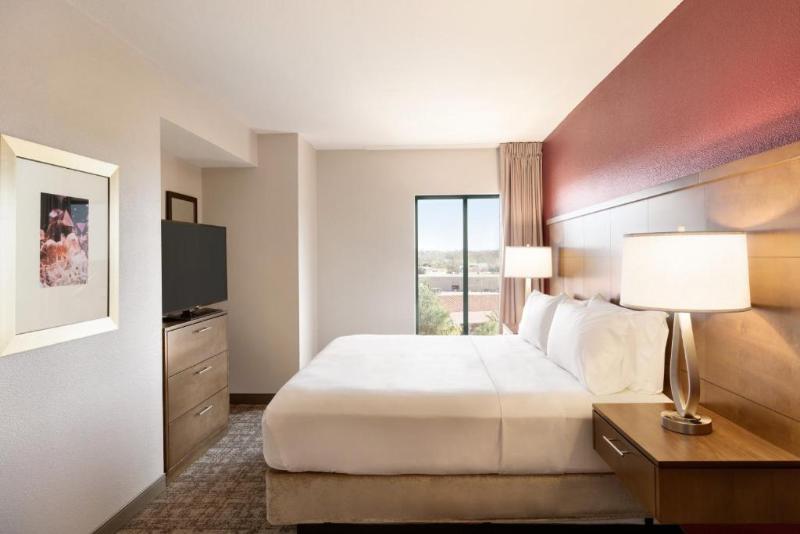 Estudi Estàndard Llit King, Staybridge Suites San Antonio Downtown Convention Center, An Ihg