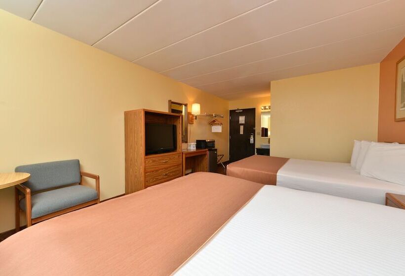 Номер Стандарт 2 Двуспальные Кровати, Super 8 By Wyndham Rapid City