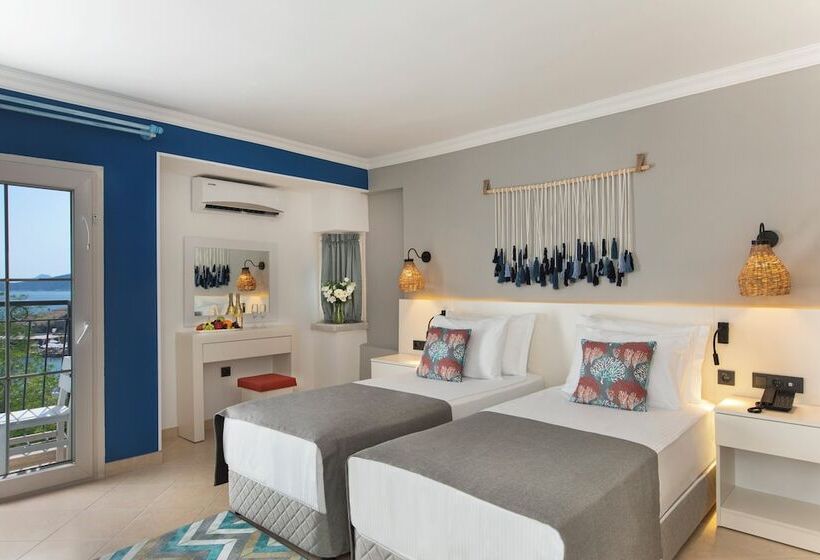 Номер Стандарт Вид на Море, Holiday Inn Resort Bodrum By Ihg