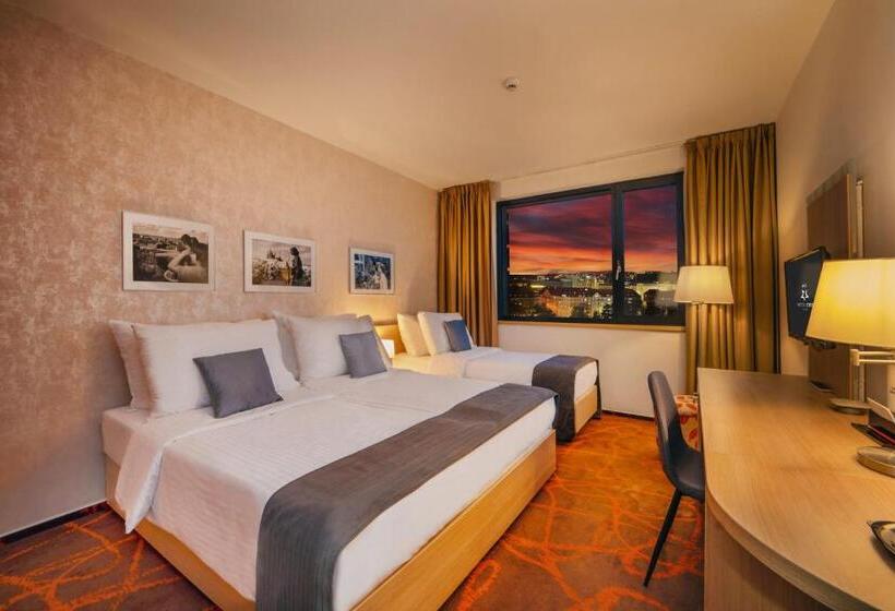 Номер Стандарт Трехместный, Iris Hotel Eden   Czech Leading Hotels