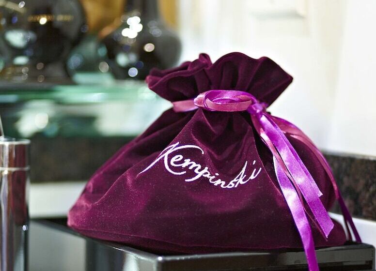 Номер Deluxe, Kempinski Hotel Shenzhen   24 Hours Stay Privilege, Subject To Hotel Inventory