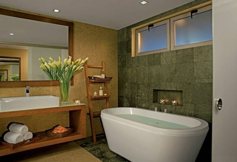 Apartament Junior Suite Club z widokiem na morze, Secrets Aura Cozumel   Adults Only