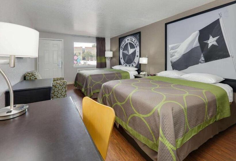 标准间, Super 8 By Wyndham San Antonio Pearl District / Downtown