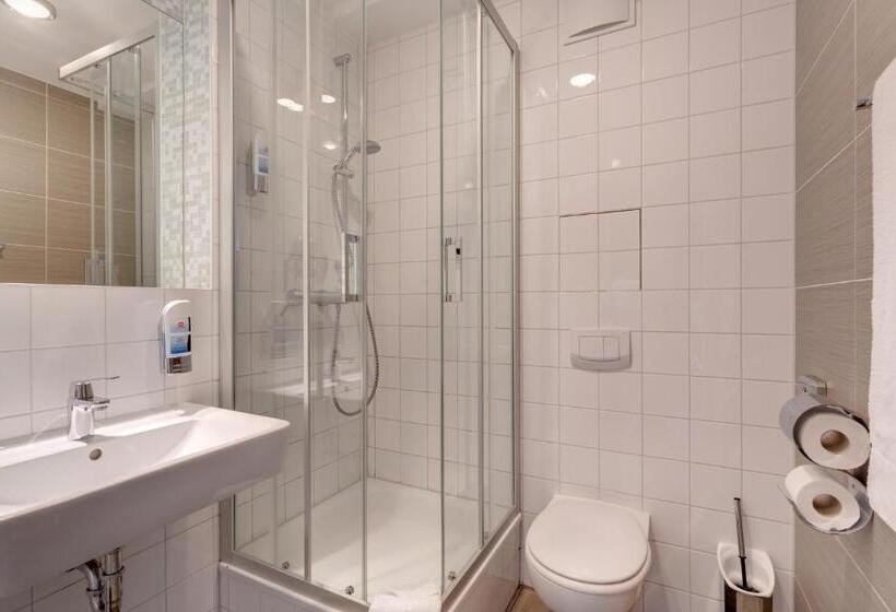 اتاق استاندارد, Meininger Hotel Berlin Alexanderplatz