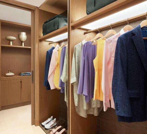 Апартаменты 1 Спальня с Балконом, Taj Wellington Mews Chennai