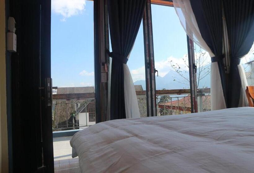 اتاق استاندارد با چشم‌انداز کوهستان, Mây Núi Homestay
