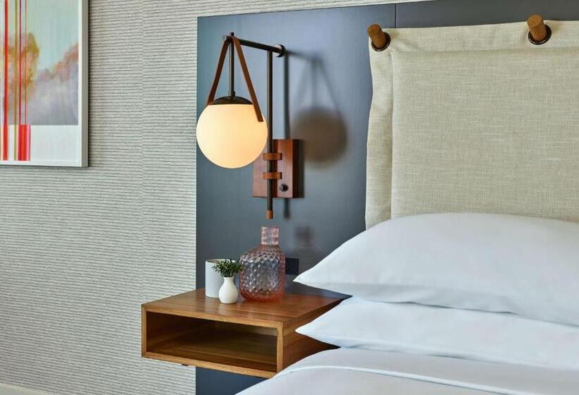Номер Стандарт 2 Двуспальные Кровати, Mission Pacific Beach Resort, Part Of Jdv By Hyatt