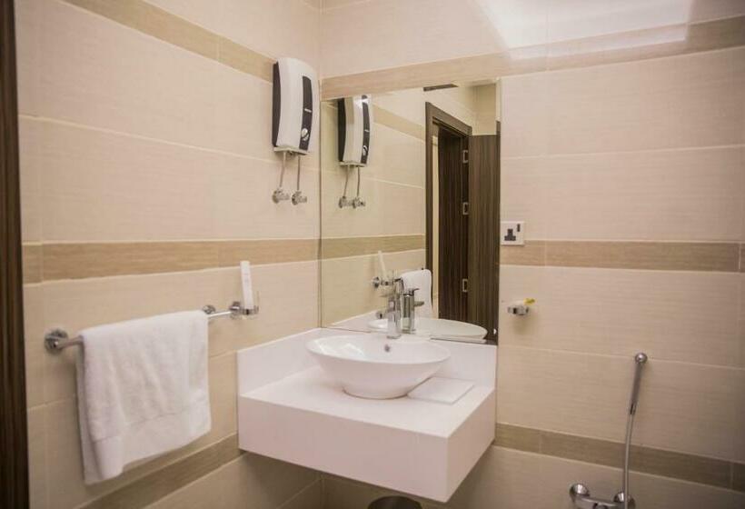 Студия Стандарт, Al Aryam Serviced Apart