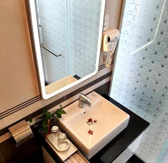 اتاق لوکس, Dong Hai Hotel _ Rach Gia
