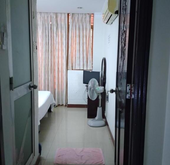 اتاق استاندارد, Guest House Uttrang
