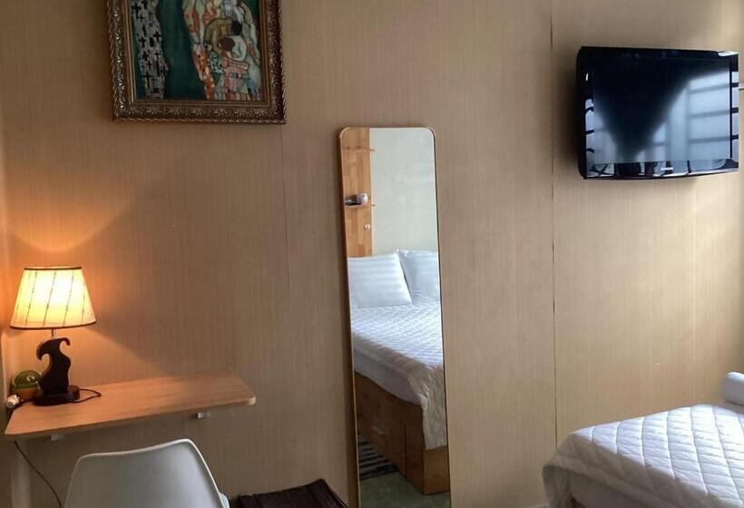 اتاق استاندارد با چشم‌انداز باغ, Guest House Uttrang