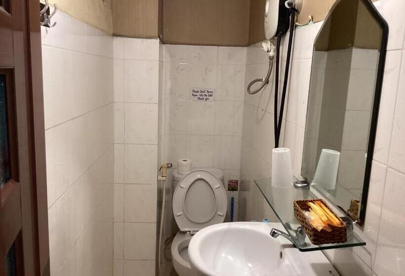اتاق لوکس, Guest House Uttrang