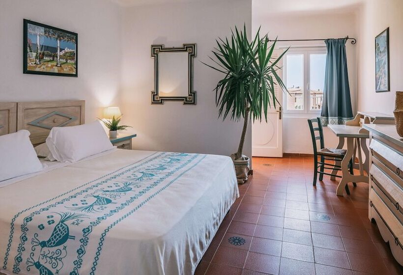 Номер Стандарт Вид на Море, Mangias Sardinia Resort